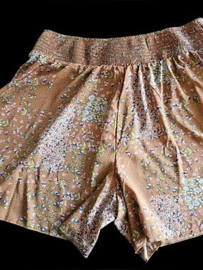 Emery Rose 2XL Shorts, Wide Leg, Floral